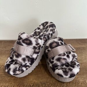 UGG Women's Fluffita Panther Print Slippers Slides Platform Sandals Size 8
